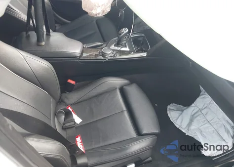 2016 BMW 340I z USA, uszkodzony, nr VIN WBA8B3C50GK383312